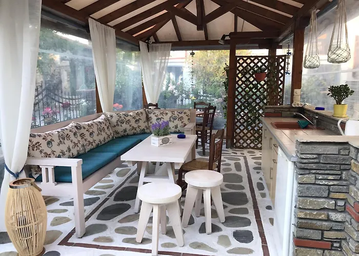 尼瑞埃蒂斯公寓旅馆 3* 阿莫利亚尼岛