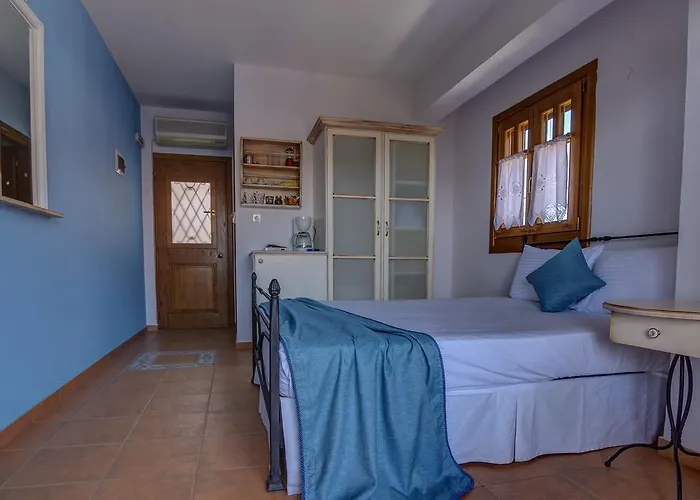 尼瑞埃蒂斯公寓旅馆 阿莫利亚尼岛