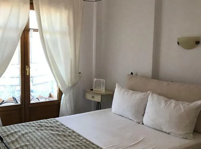 尼瑞埃蒂斯公寓旅馆 招待所 阿莫利亚尼岛