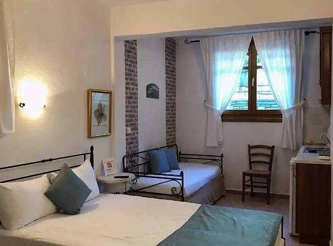 尼瑞埃蒂斯公寓旅馆