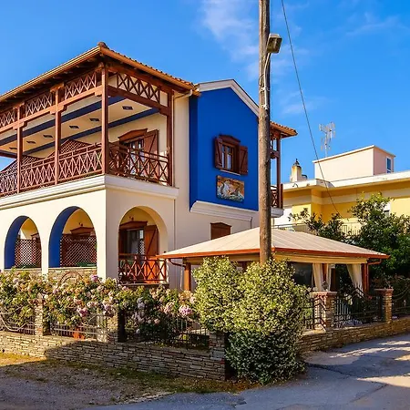 Niriides Pensionat Amoliani